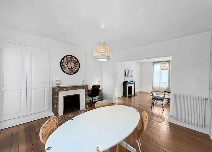 Le Refuge Chalonnais - Centre, Wifi, Parking Apartment