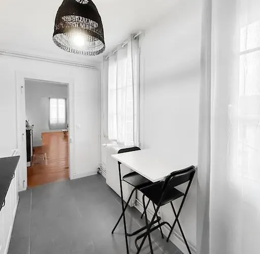 Le Refuge Chalonnais - Centre, Wifi, Parking Apartment Chalons-en-Champagne